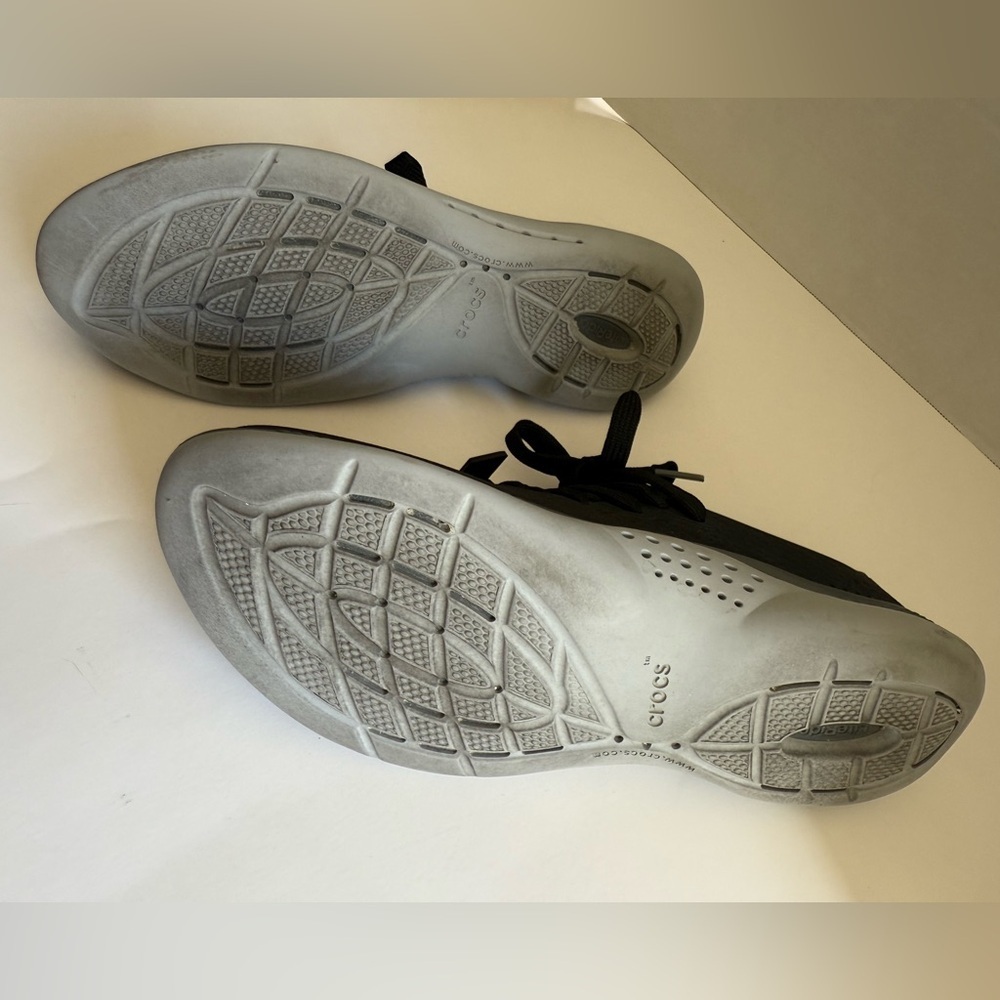 Crocs Shoes LiteRide Pacer Sneakers Size W8 Black Grey Comfort - Picture 11 of 12